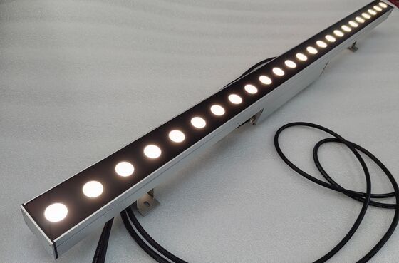電源オンオフ または DMX512 コントロールモード LED ウォールウォッシャーライト 18-48W ワット 20°x60° 30° 60° 90° 角を特徴とする 玄関照明のための理想的な