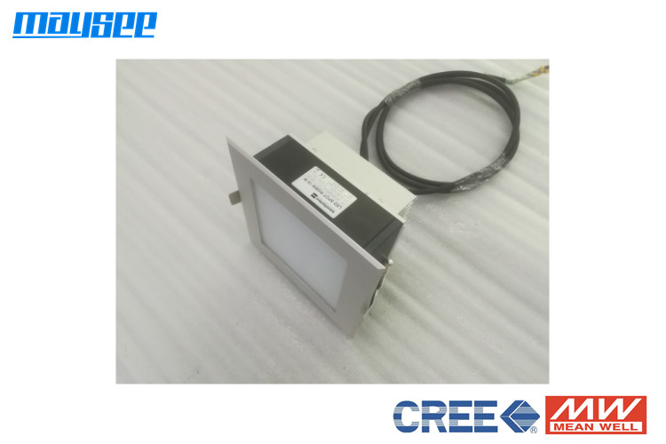 DMX512によって18W LEDの天井灯制御を変えるIP65 RGBW色